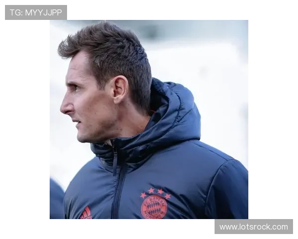 克洛泽深感欣慰儿子成职业球员